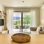 شقة Luxury 2Br Apartment With Pool, Bikes & Garden تافيرا