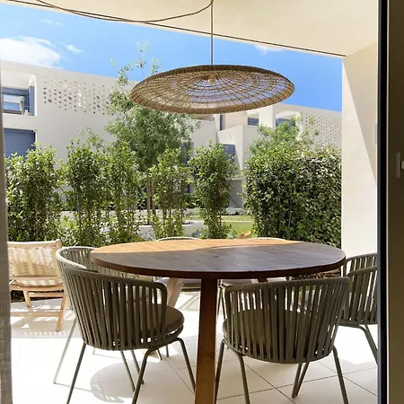 Luxury 2br With Pool, Bikes & Garden *